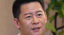嗯啊h客厅hh青梅h日日偷换